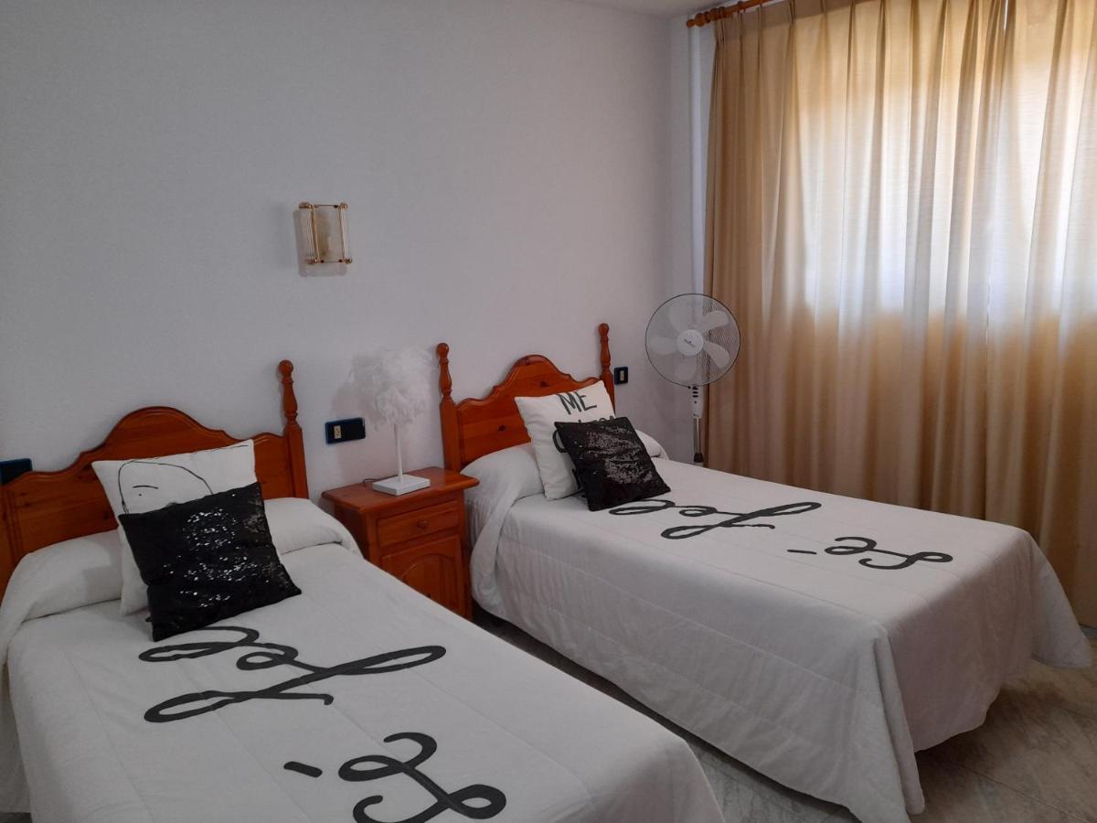 Hostal "Los Chanos El Ruso" Galende Exterior photo