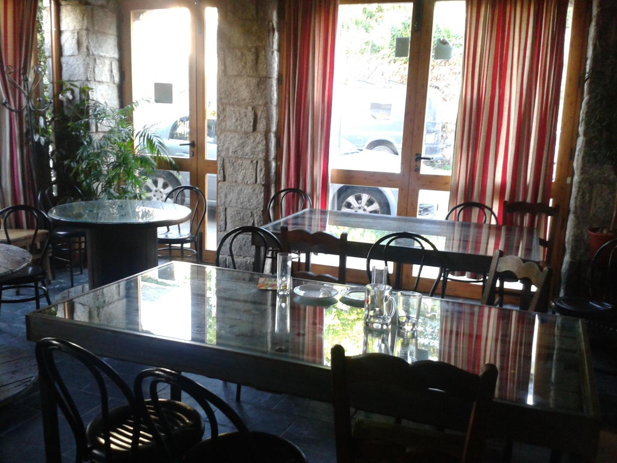 Hostal "Los Chanos El Ruso" Galende Exterior photo